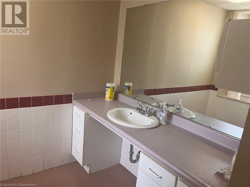 18 Walnut Street Property Photo 11