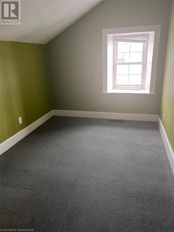 18 Walnut Street Property Photo 17