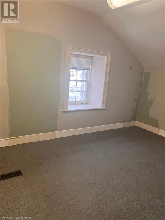 18 Walnut Street Property Photo 19
