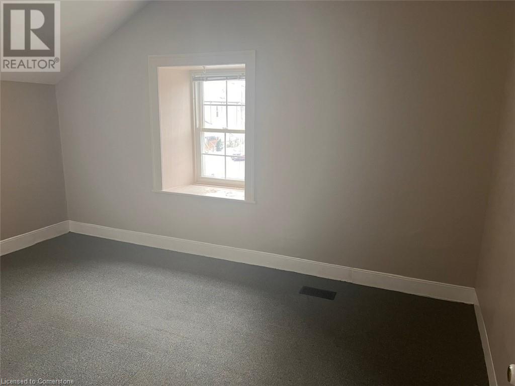 18 Walnut Street Property Photo 21