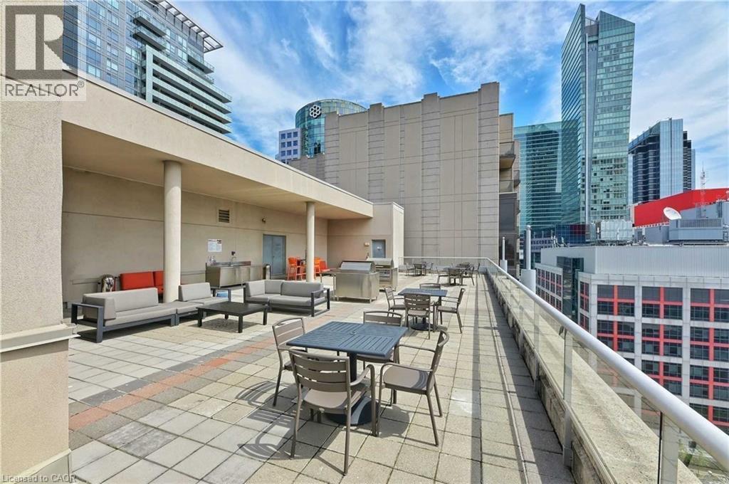 250 Wellington Street W Unit# 1435 Property Photo 41