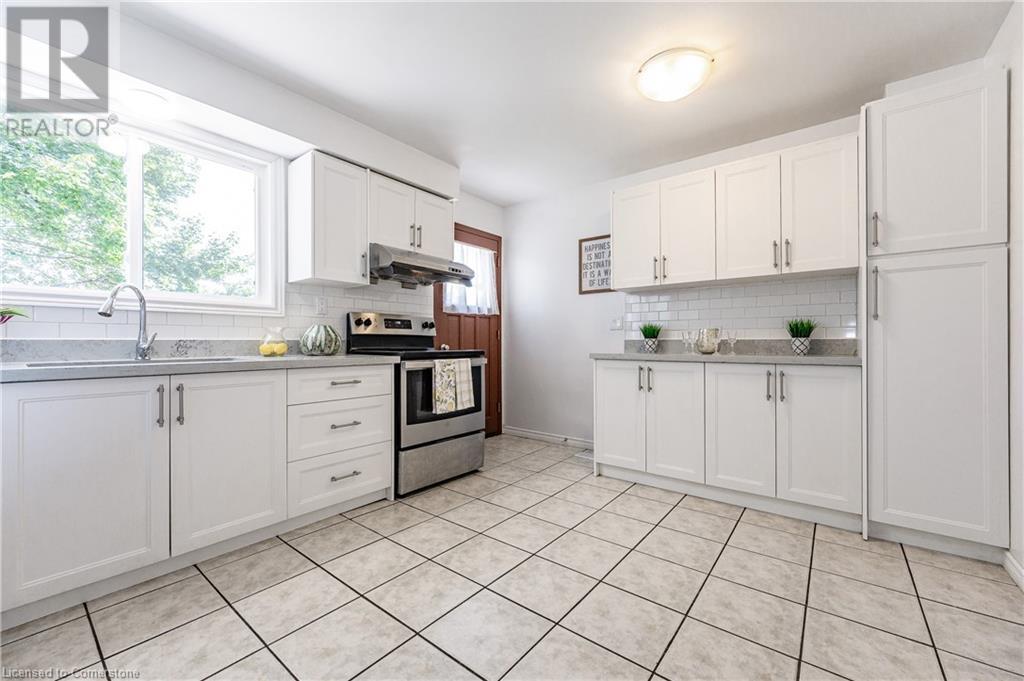526 Glen Forrest Boulevard Unit# B Property Photo 1