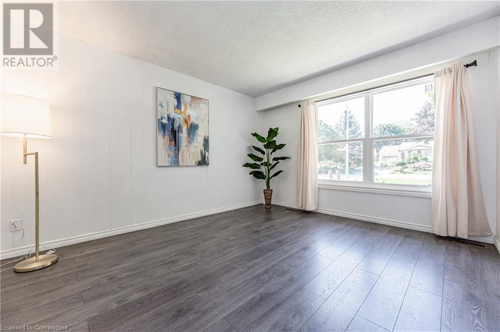 526 Glen Forrest Boulevard Unit# B Property Photo 9