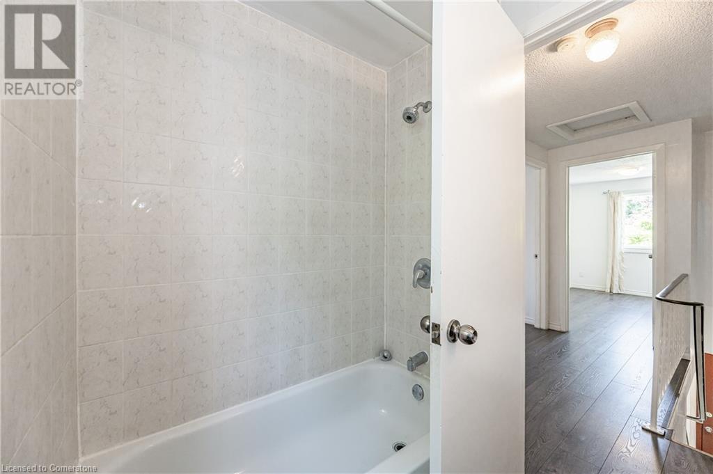526 Glen Forrest Boulevard Unit# B Property Photo 23