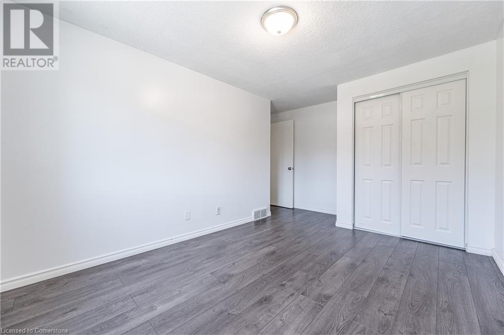 526 Glen Forrest Boulevard Unit# B Property Photo 25