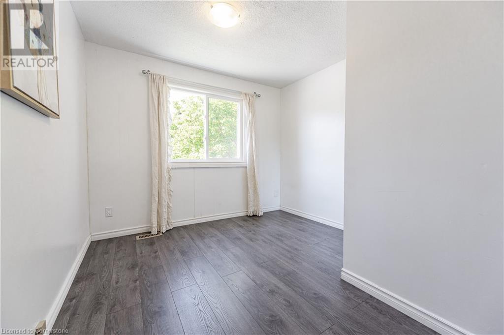 526 Glen Forrest Boulevard Unit# B Property Photo 26