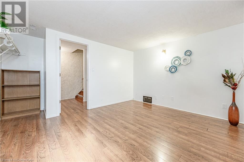 526 Glen Forrest Boulevard Unit# B Property Photo 30