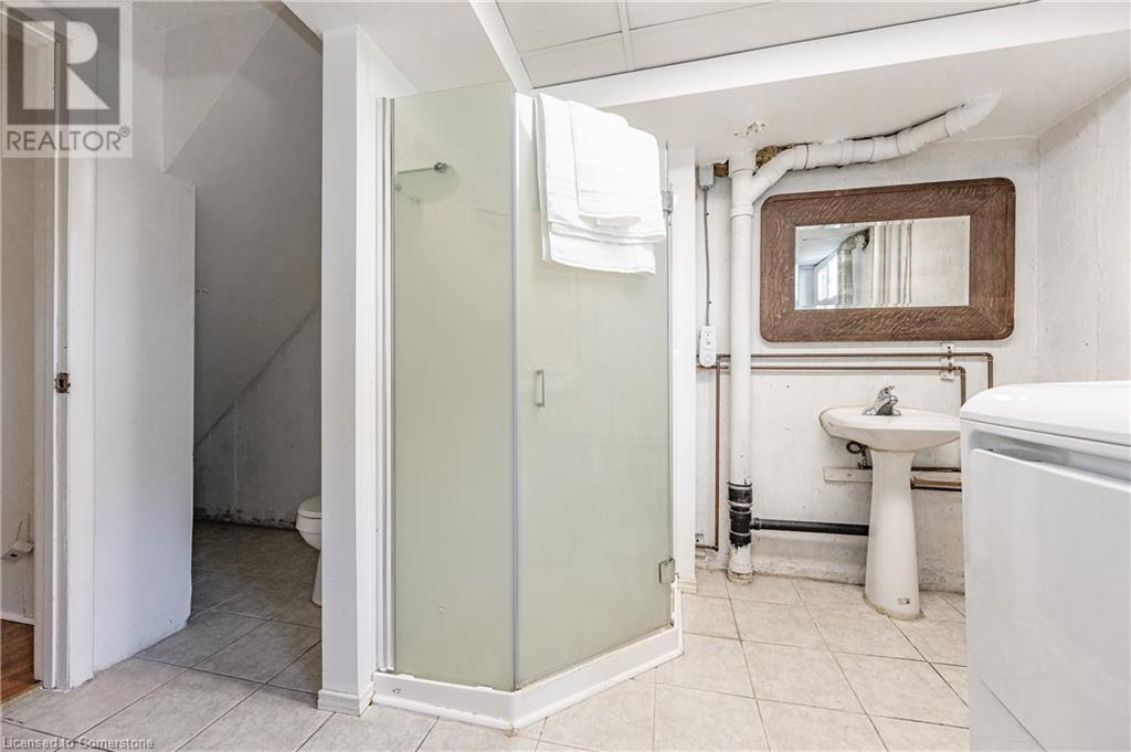 526 Glen Forrest Boulevard Unit# B Property Photo 31