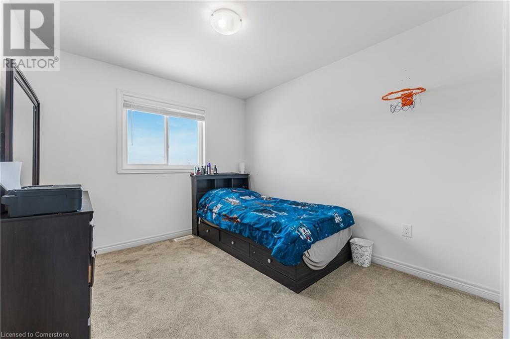 72 Monarch Street Property Photo 24