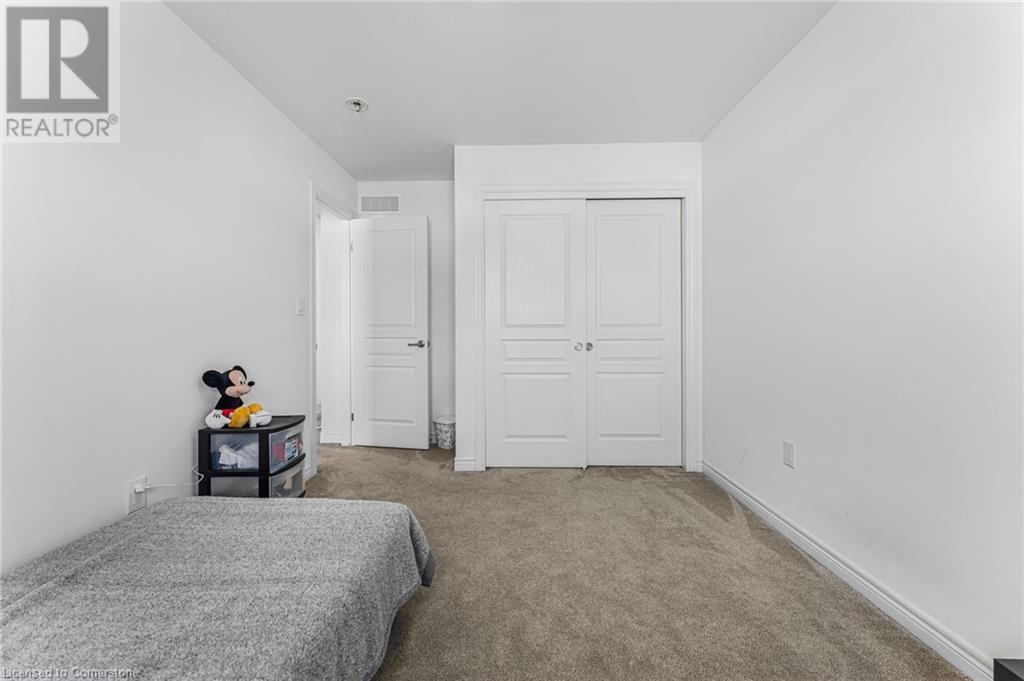 72 Monarch Street Property Photo 27