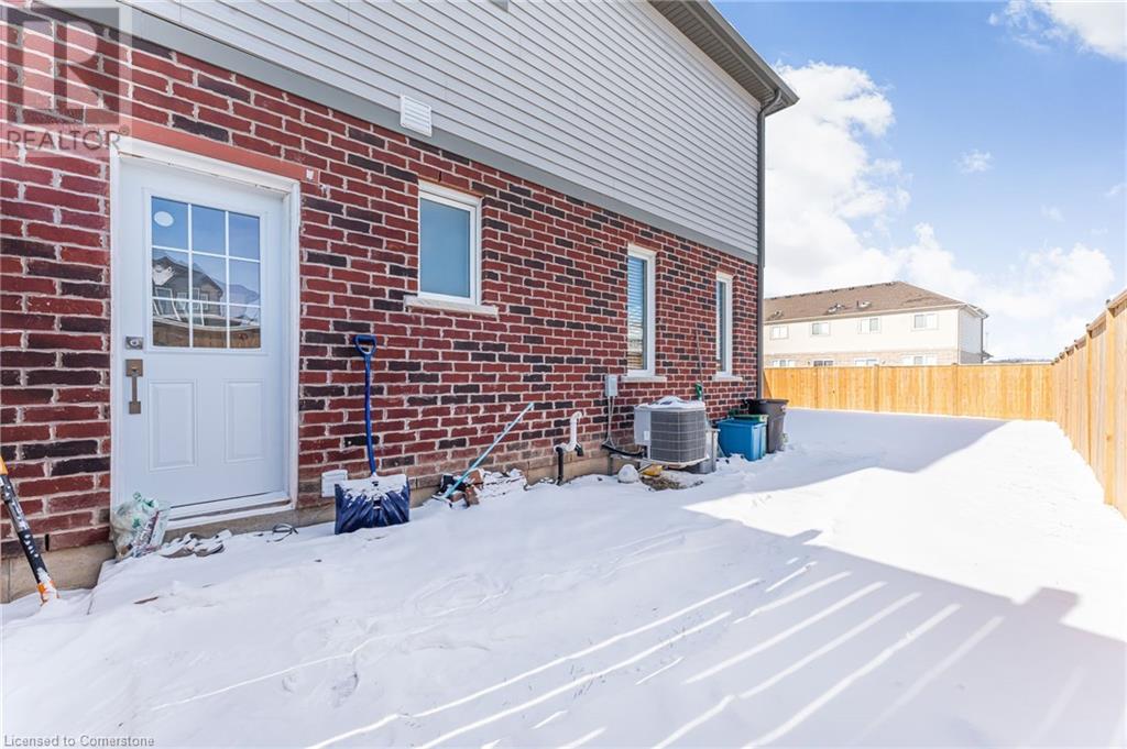 72 Monarch Street Property Photo 42