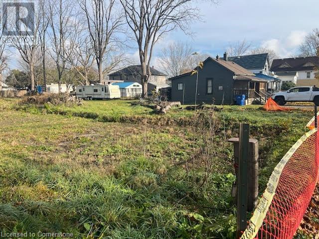 319 Park Street Property Photo 2