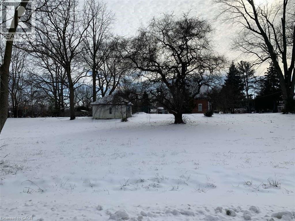 582 Florence Road Property Photo 3