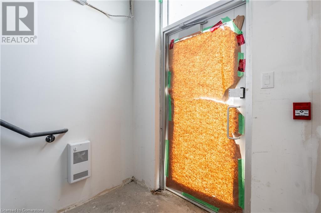 1042 Garner Road W Unit# A106 Property Photo 15