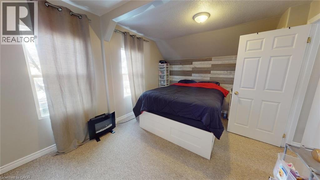 22 Emilie Street Property Photo 10