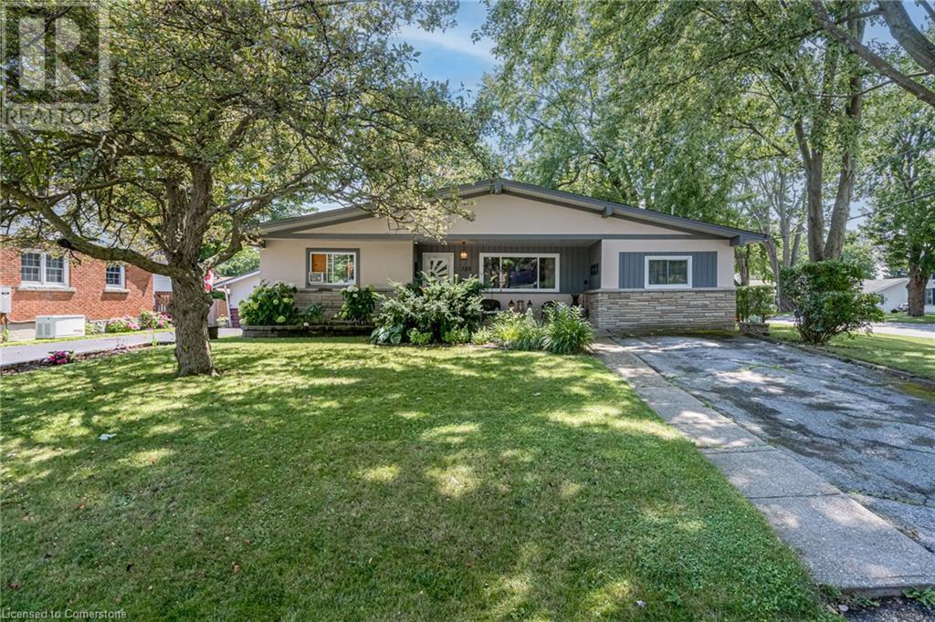 328 Fairview Avenue W Property Photo