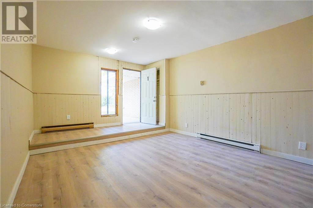 839 Mosley Street Property Photo 3