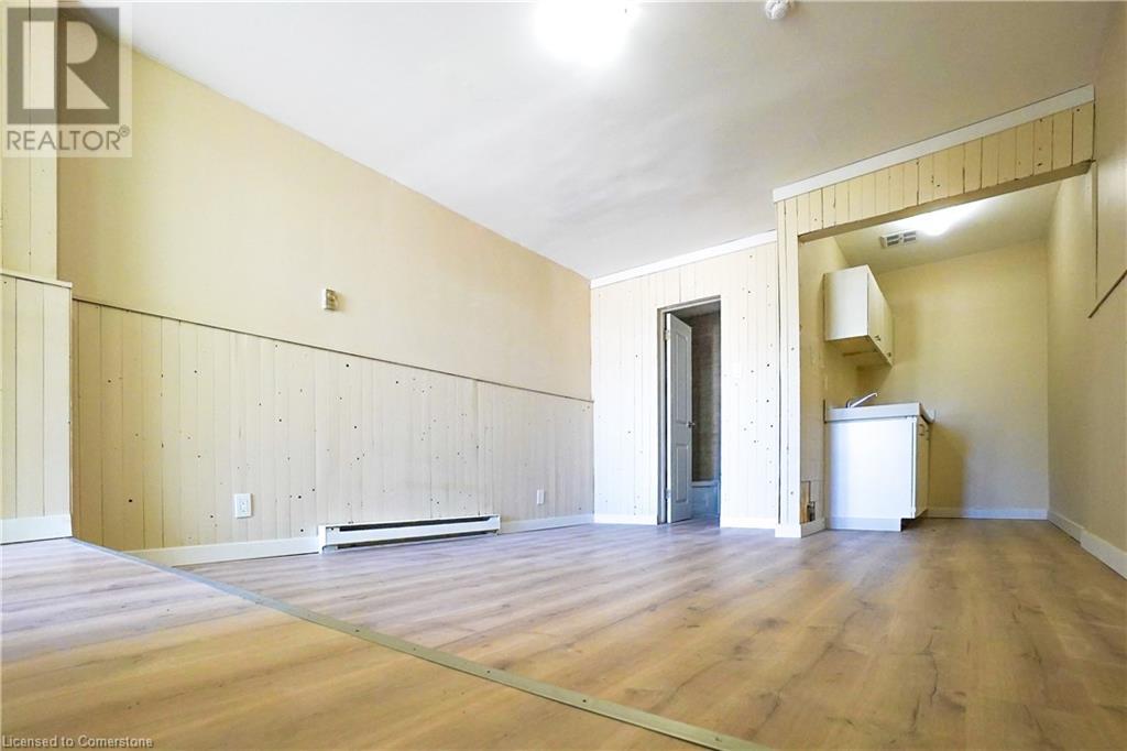 839 Mosley Street Property Photo 6