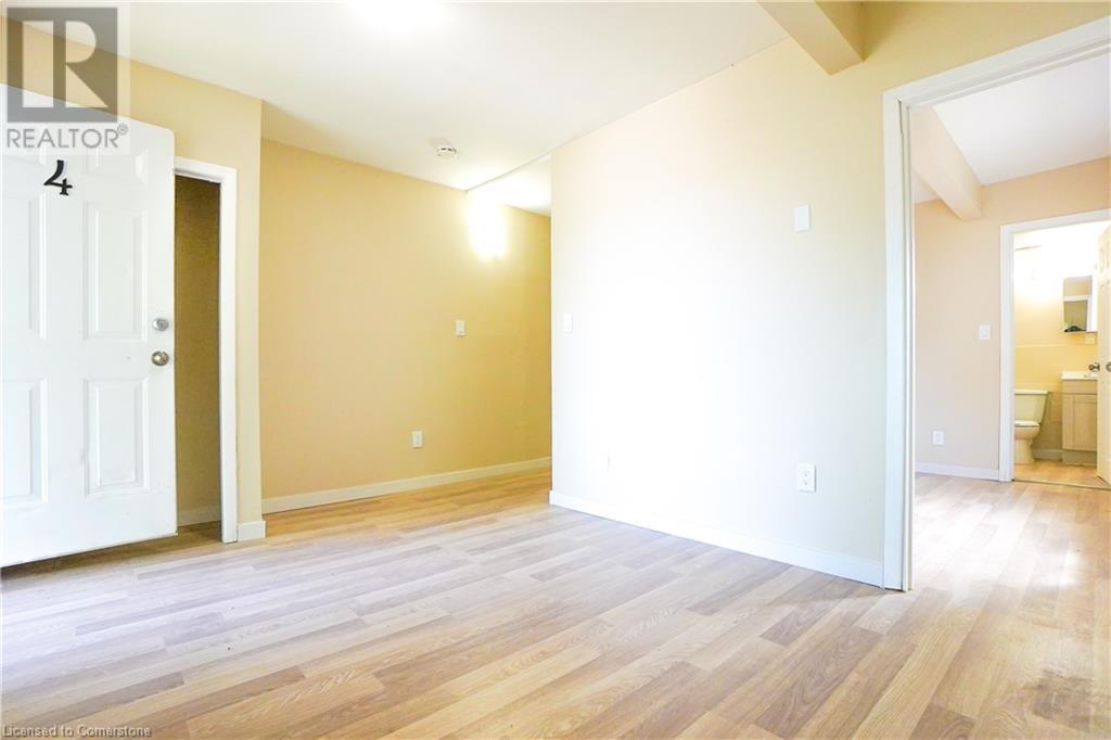 839 Mosley Street Property Photo 14
