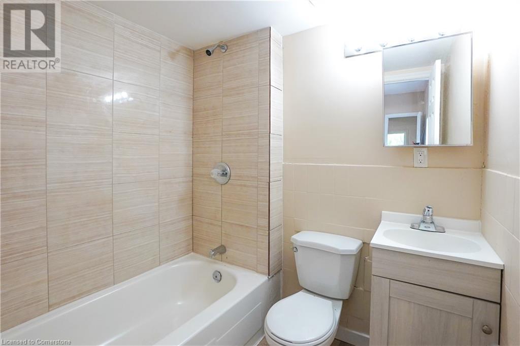 839 Mosley Street Property Photo 17