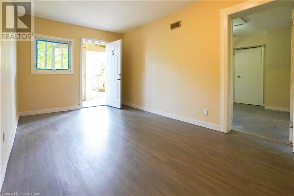 839 Mosley Street Property Photo 19