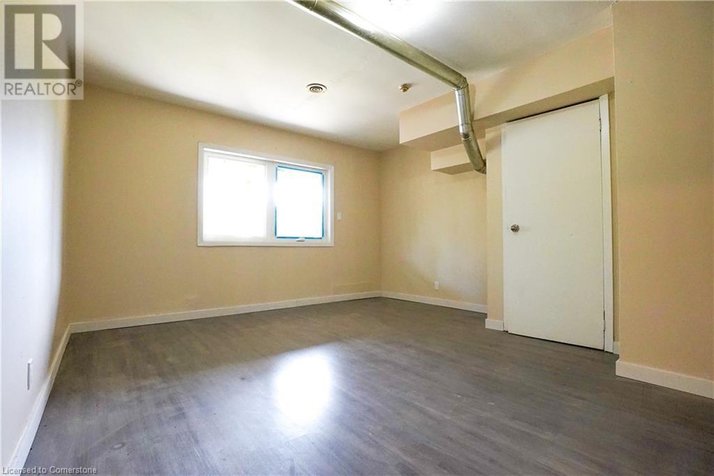 839 Mosley Street Property Photo 21