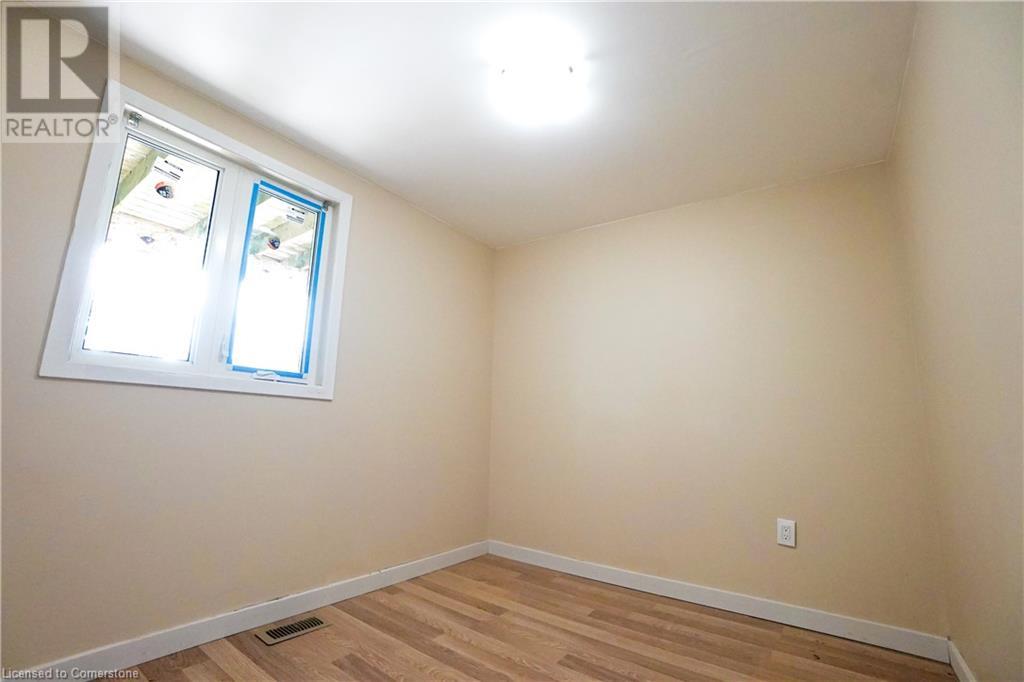 839 Mosley Street Property Photo 25