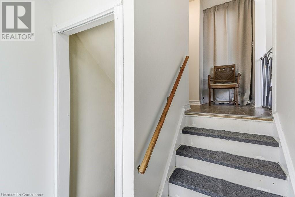 20 Homeland Court Property Photo 9