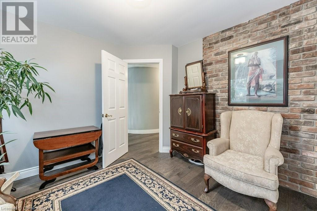 682 Westover Road Property Photo 15