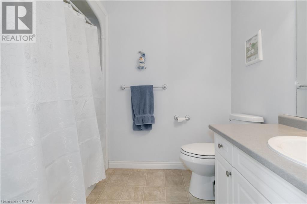 385 Park Road N Unit# 13 Property Photo 25