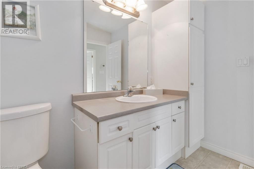 385 Park Road N Unit# 13 Property Photo 26