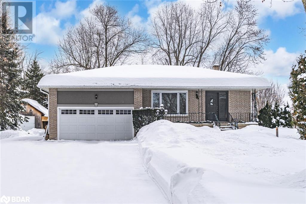 In32 Churchill Real Estate Listings Main Image