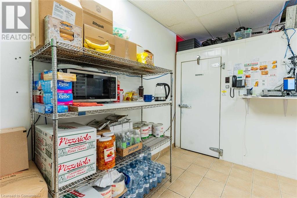 112 Oriole Parkway W Property Photo 22