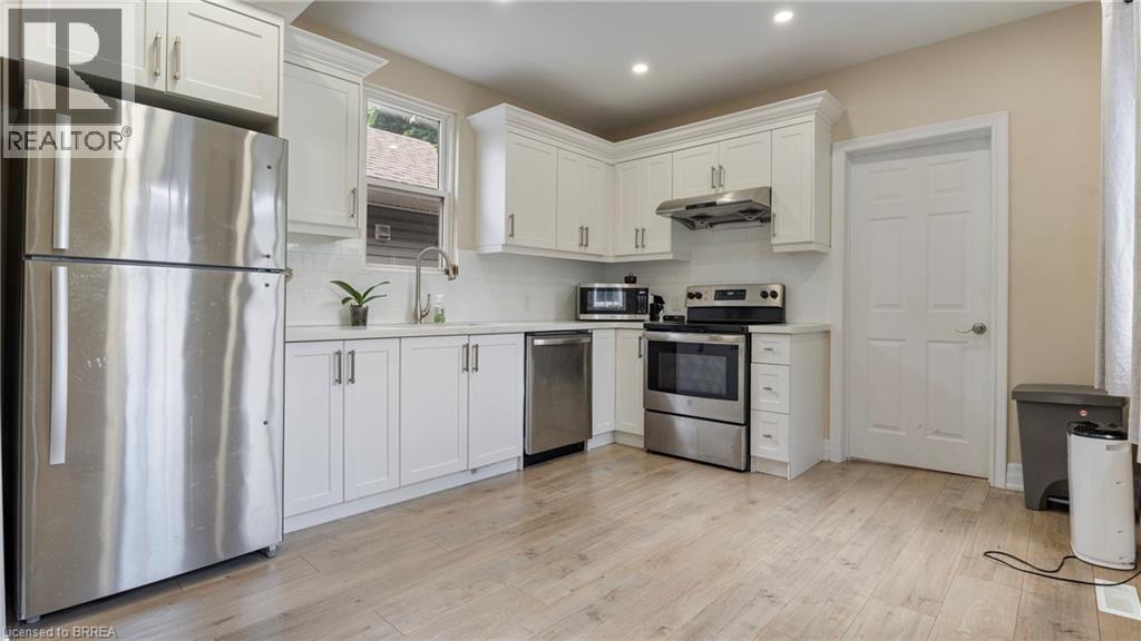 33 Highland Avenue Property Photo 7
