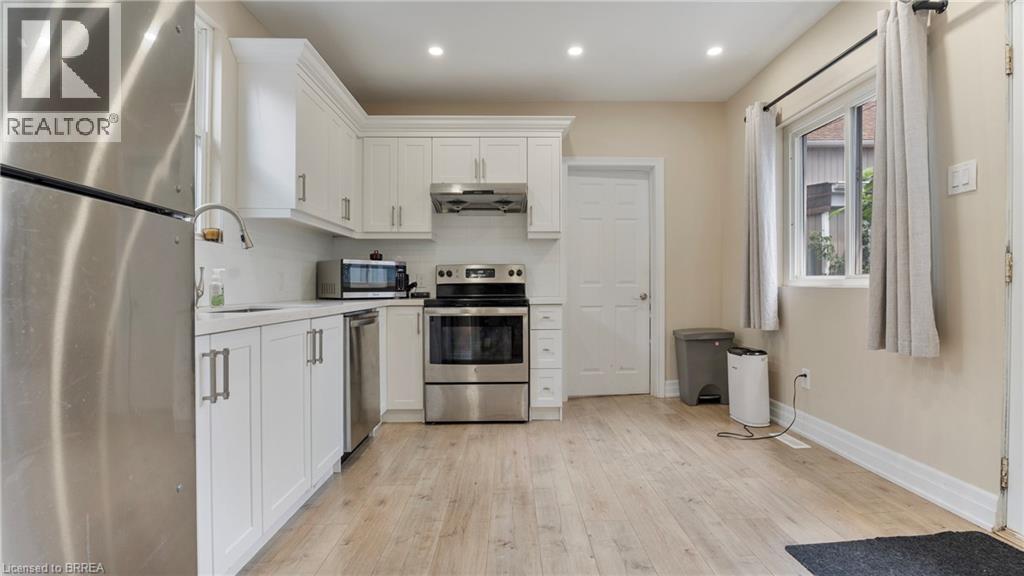 33 Highland Avenue Property Photo 8