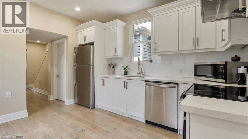 33 Highland Avenue Property Photo 10
