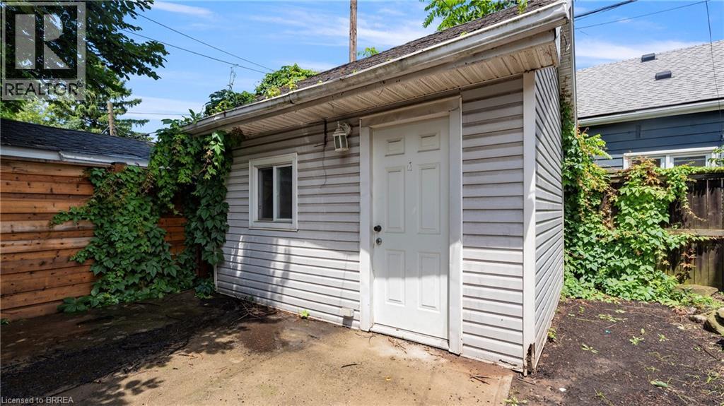 33 Highland Avenue Property Photo 19