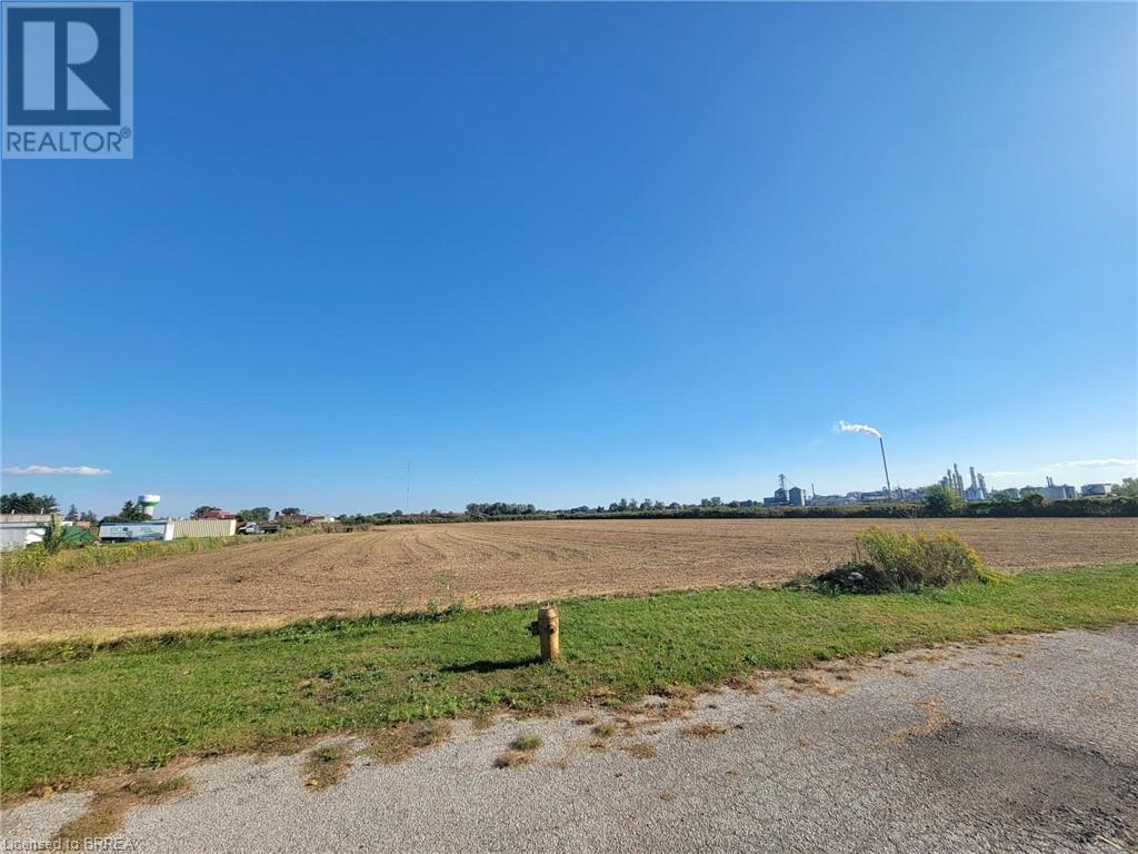 450 Riverview Drive Property Photo 6