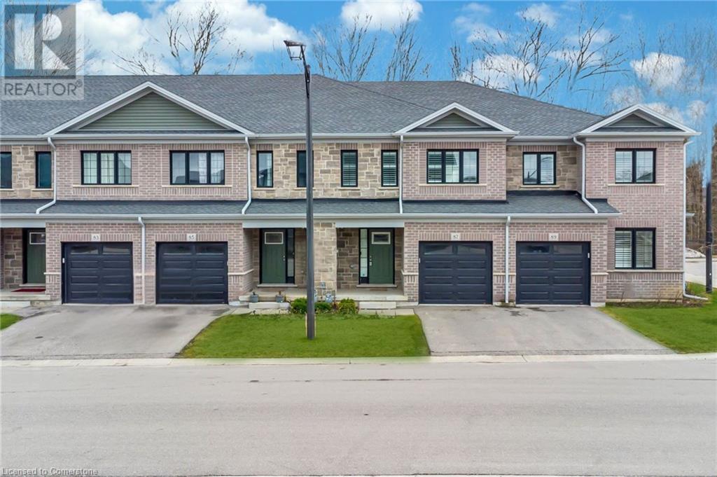 87 Woodedge Circle Property Photo