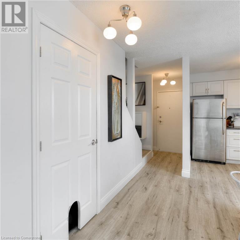 675 Westmount Road E Unit# 17 Property Photo 4
