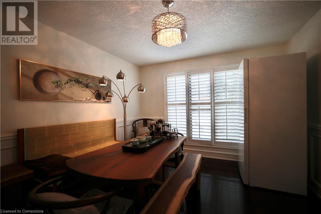 525 Leighland Drive Property Photo 7