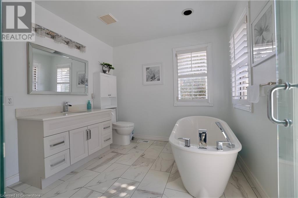 525 Leighland Drive Property Photo 27