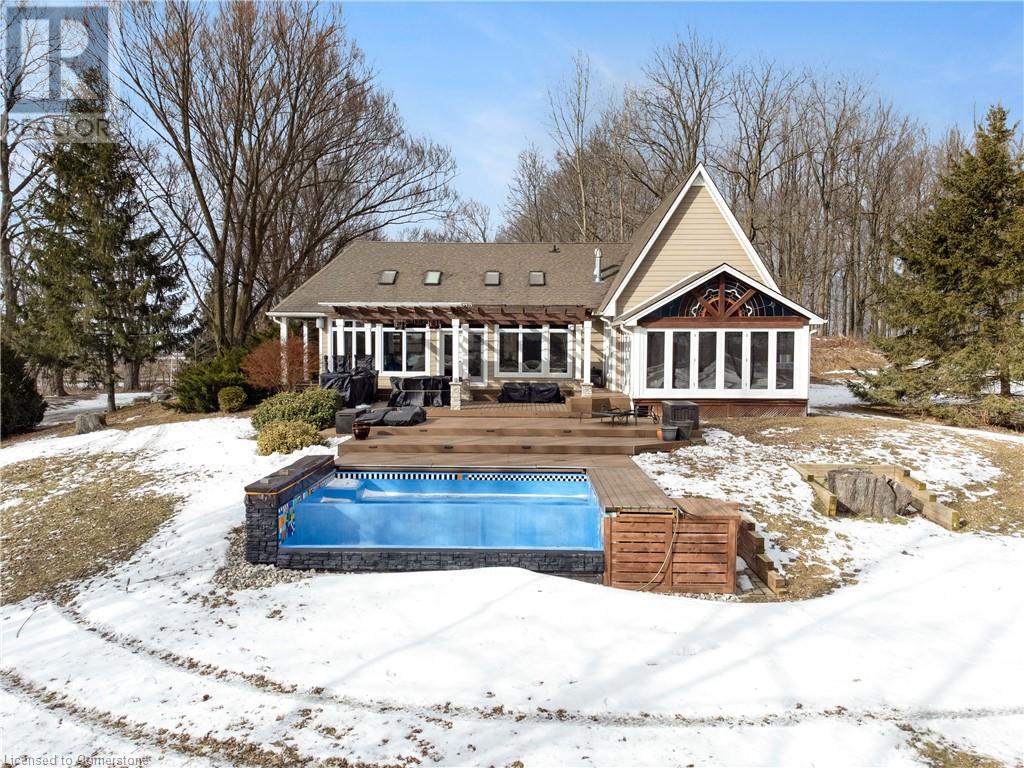Iona Station Real Estate Listings Main Image