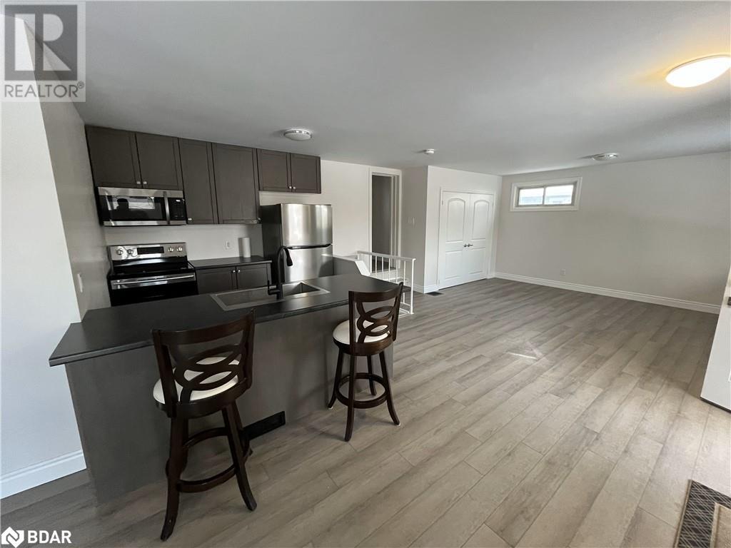47 E Grove Street E Property Photo 3