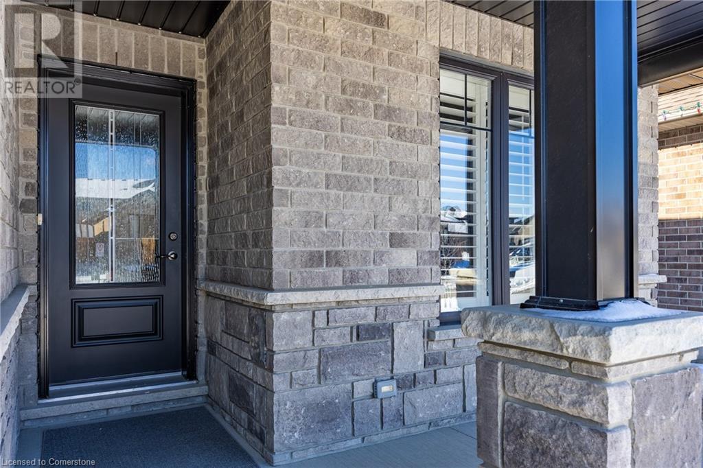10 Gibbons Street Property Photo 3