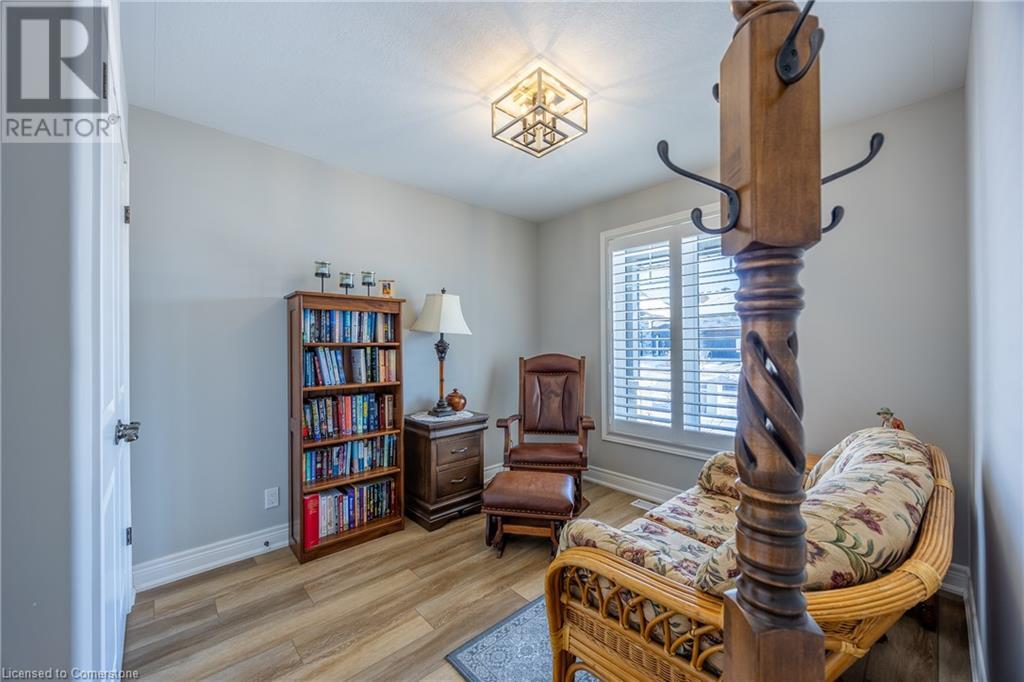 10 Gibbons Street Property Photo 18