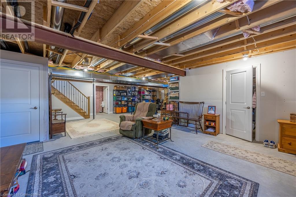 10 Gibbons Street Property Photo 25