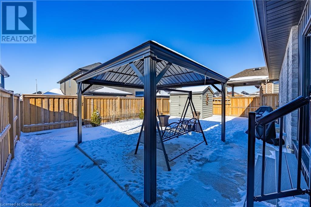10 Gibbons Street Property Photo 27