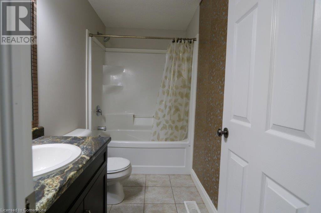 38 Howe Drive Unit# 3a Property Photo 14
