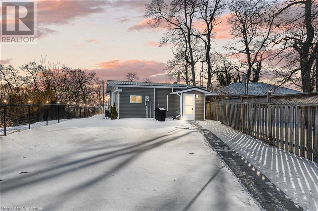 33 Dover Street Property Photo